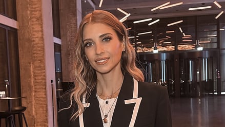 Cathy Hummels wirbt beim Brandenburg Ball für den „Kinderhilfe – Hilfe für krebs- und schwerkranke Kinder e.V.“