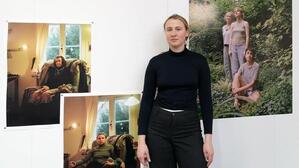 Foto-Künstlerin Marie Eberhardt porträtiert Mütter und Töchter aus Berlin-Lichtenberg.