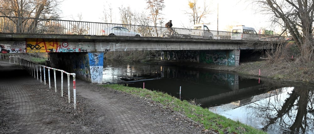 Diese zum Horstweg gehörende Nuthebrücke muss neu gebaut werden. 