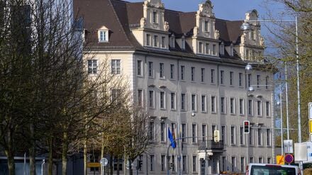 In Magdeburg wurde am Freitag ein 21-Jähriger in Gewahrsam genommen. (Archivbild)