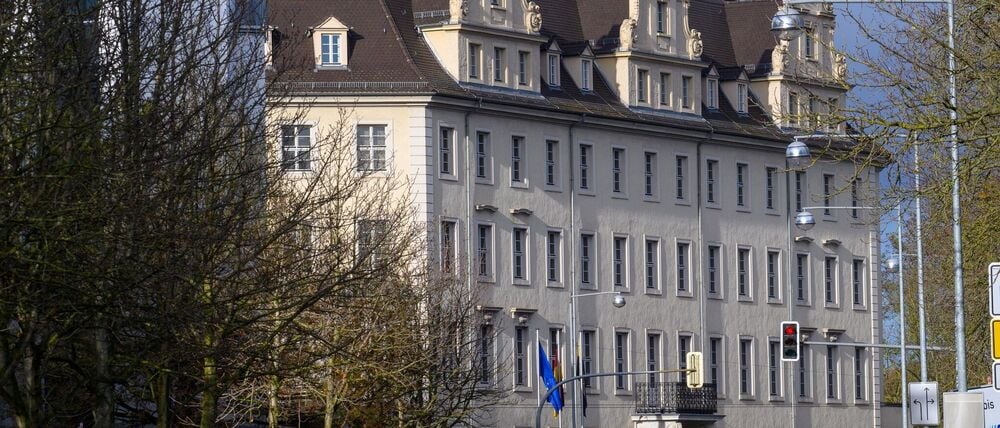 In Magdeburg wurde am Freitag ein 21-Jähriger in Gewahrsam genommen. (Archivbild)