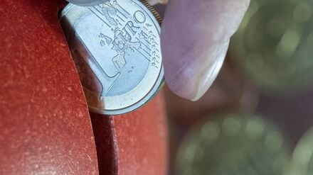 Sparen wie die Eltern? Ererbtes Finanzwissen hat bisweilen Lücken. (Symbolbild)