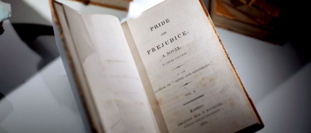 „Pride and Prejudice“ (auf deutsch: „Stolz und Vorurteil“) ist bis heute einer der beliebtesten Romane von Jane Austen. (Archivbild)