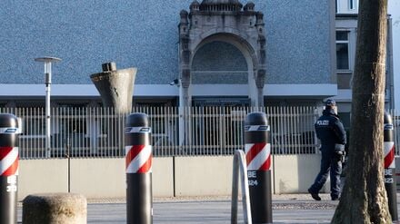 Schützen jüdische Einrichtungen: sogenannte Oktablöcke.