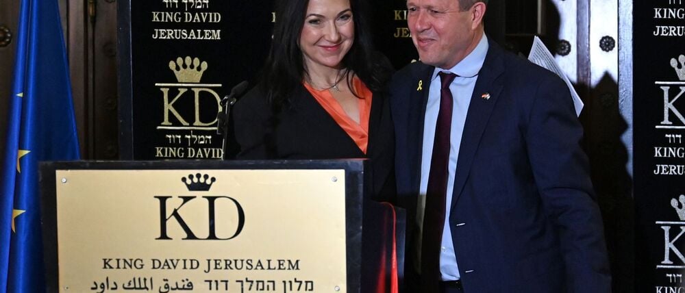 Katherina Reiche (CDU), Bundesministerin für Wirtschaft und Energie, trifft Nir Barkat, Minister für Wirtschaft und Industrie.