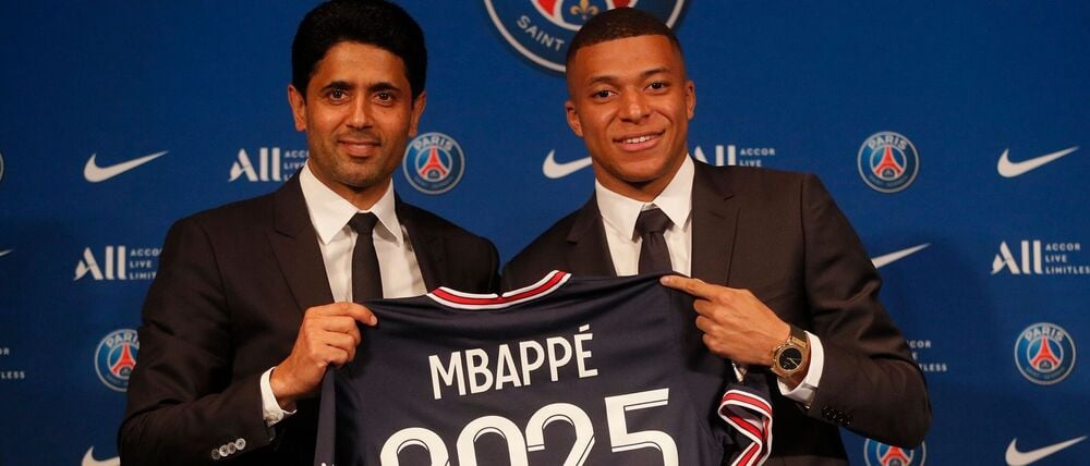 Nach eineinhalb Jahren juristischen Tauziehens zwischen PSG und Mbappé hat das Arbeitsgericht zugunsten des Spielers entschieden (Archivbild).