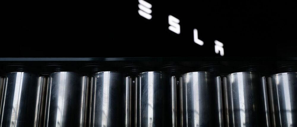 Der US-Elektroautobauer will Voraussetzungen für eine Produktion von Batteriezellen in Grünheide bei Berlin schaffen.