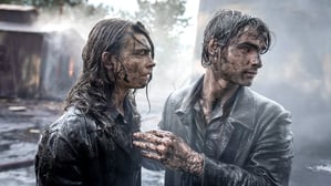 Öl ist ein dreckiges Geschäft: Bauerntochter Johanna Lambert (Harriet Herbig-Mattern) und ihre Jugendliebe Richard Pape (Aaron Hilmer) bekommen das zu spüren.