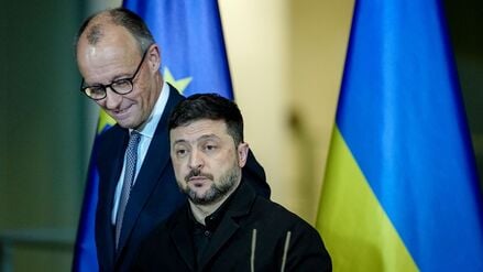 Bundeskanzler Friedrich Merz (links) und der ukrainische Präsident Wolodymyr Selenskyj am vergangenen Montag in Berlin.