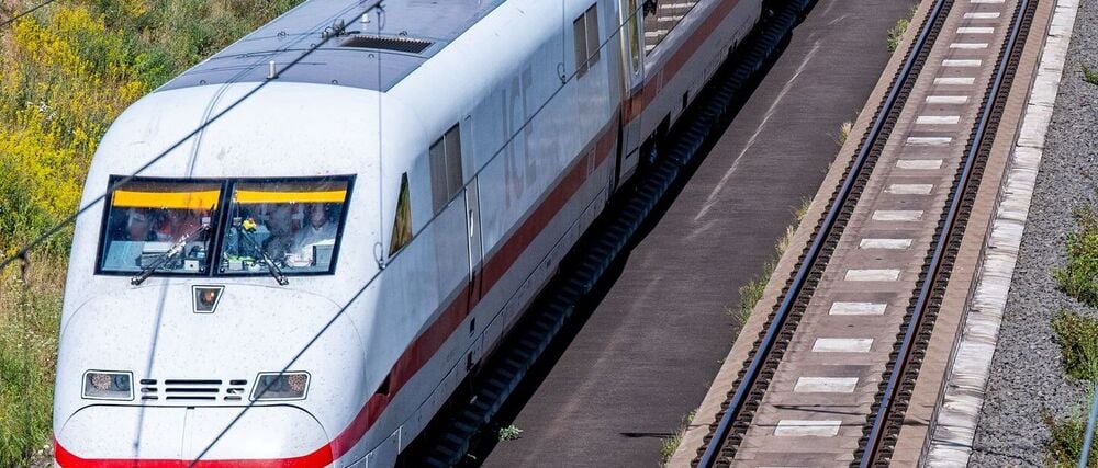 Auch die Deutsche Bahn testet den Siemens-Hochgeschwindigkeitszug Velaro Novo. (Archiv)