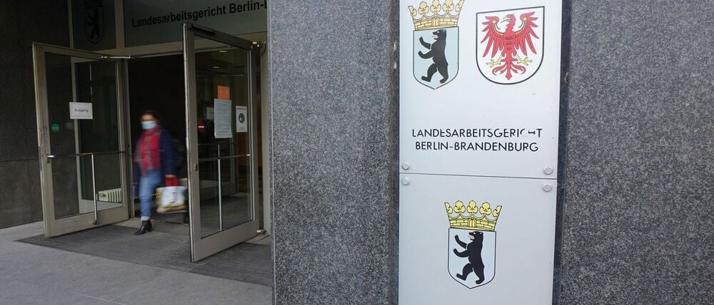 Das Arbeitsgericht Berlin hat in zwei Verfahren jeweils die Klagen der Universitäten abgewiesen, so eine Sprecherin.