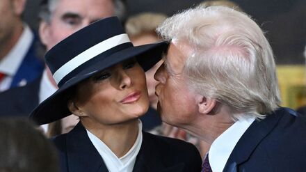 Melania Trump mit ihrem Hut, der auch im Trailer zu ihrer Doku zu sehen ist. (Archivbild)