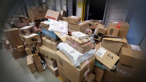 Pakete, Pakete, Pakete - Hochbetrieb bei allen Paketshops.