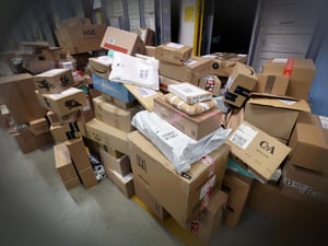 Pakete, Pakete, Pakete - Hochbetrieb bei allen Paketshops.