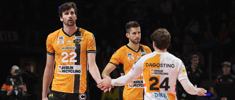 Lange Gesichter: Jake Hanes und Moritz Reichert und Kyle Dagostino mussten gegen Friedrichshafen nicht die erste Pleite dieser Saison verkraften.