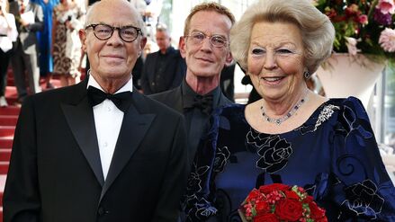  Hans van Manen mit der damaligen niederländischen Königin Beatrix. 