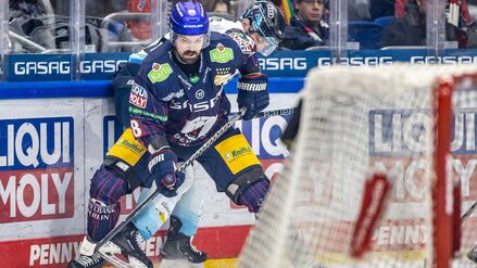 Lange ist es her, dass Marco Nowak in einem Trikot der Eisbären auflaufen konnte.