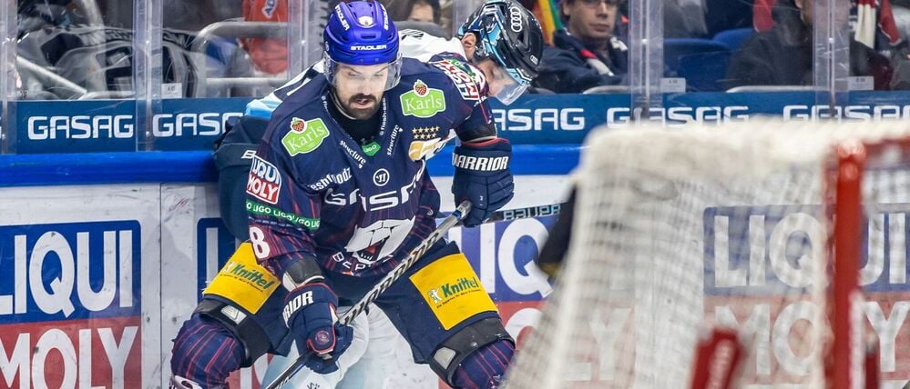 Lange ist es her, dass Marco Nowak in einem Trikot der Eisbären auflaufen konnte.