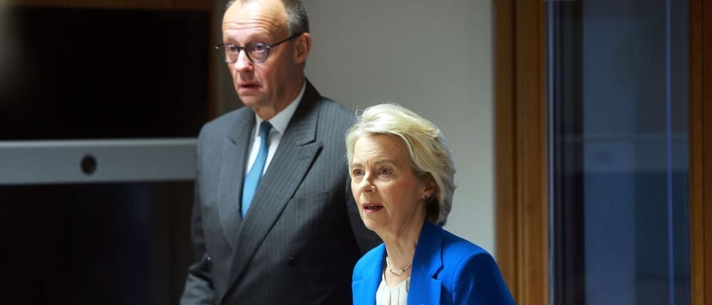 Nach dem Angriff auf Venezuela verweisen die Europäer um Kommissionspräsidentin Ursula von der Leyen und Kanzler Friedrich Merzs aufs Völkerrecht, kritisieren aber nicht die USA (Archivbild).