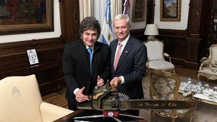 Unmittelbar nach seinem Wahlsieg reiste der frisch gewählte Präsident José Antonio Kast nach Argentinien, um sich mit Staatschef Javier Milei zu treffen.