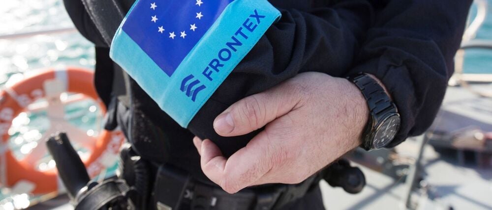 Die europäische Grenzschutzagentur Frontex sieht sich mit Schadenersatzklagen von Schutzsuchenden konfrontiert. (Archivbild)