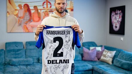 Dennis Diekmeier und seine Frau Dana haben zu Delanis 15. Geburtstag Worte an ihre Tochter gerichtet.