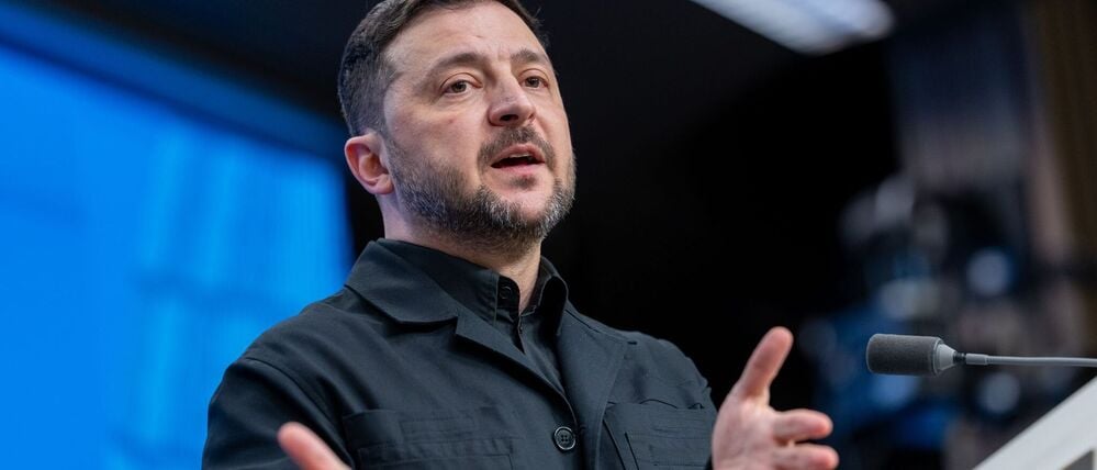 18.12.2025, Belgien, Brüssel: Wolodymyr Selenskyj, Präsident der Ukraine, spricht nach der ersten Arbeitssitzung beim EU-Gipfel (Archivbild).