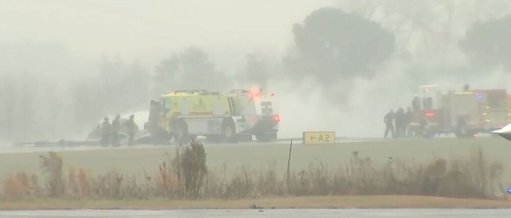 Ein Flugzeug ist an einem Regionalflughafen in North Carolina abgestürzt.