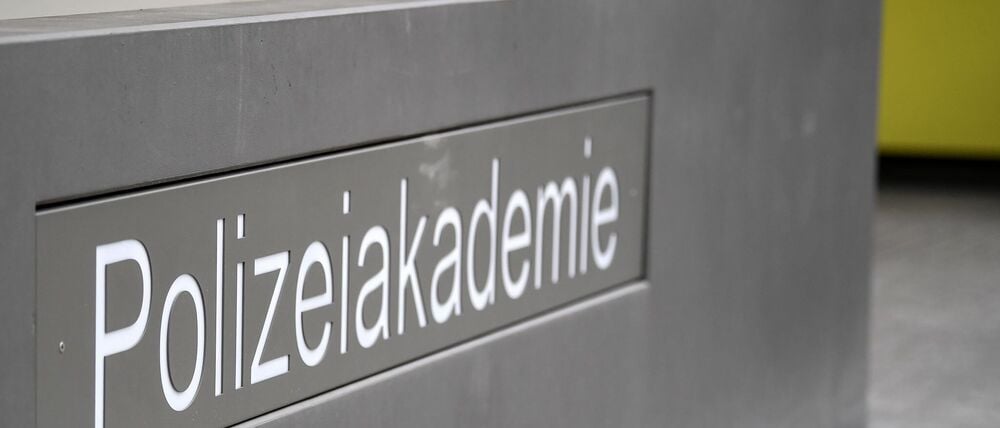 Mehrere Nachwuchskräfte und ein Schießtrainer werden vorsorglich wegen Unwohlseins im Krankenhaus untersucht. (Archivbild)