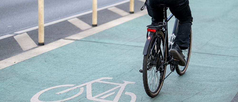 In Berlin sind im laufenden Jahr neue Radwege mit einer Gesamtlänge von rund 20,5 Kilometern entstanden. (Archivbild)