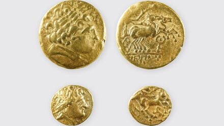 Die Münzen zeigen unter anderem den Kopf des griechischen Gottes Apollon. 