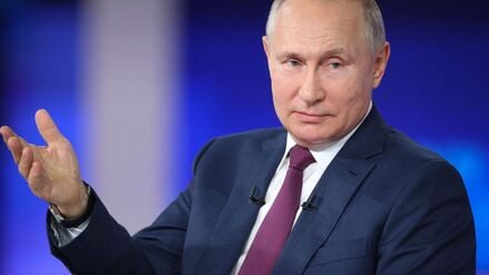 Wladimir Putin, Präsident von Russland, nimmt an der Fernsehsendung «Der direkte Draht» teil.  