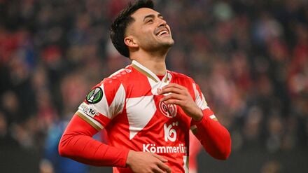 Überglücklich nach dem Achtelfinal-Einzug der Mainzer: Nationalspieler Nadiem Amiri