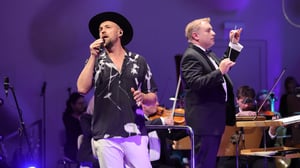 Max Mutzke bei der Jubiläumsgala im Nikolaisaal. 