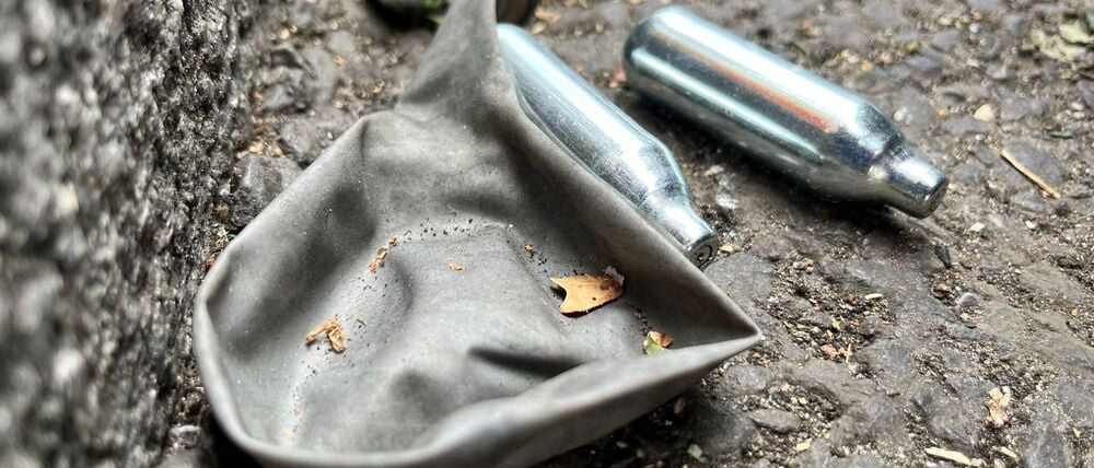 „Lachgas ist kein Spiel und keine harmlose Partydroge, sondern ein hohes Risiko für die Gesundheit“, sagt die Bundesgesundheitsministerin. (Symbolbild)