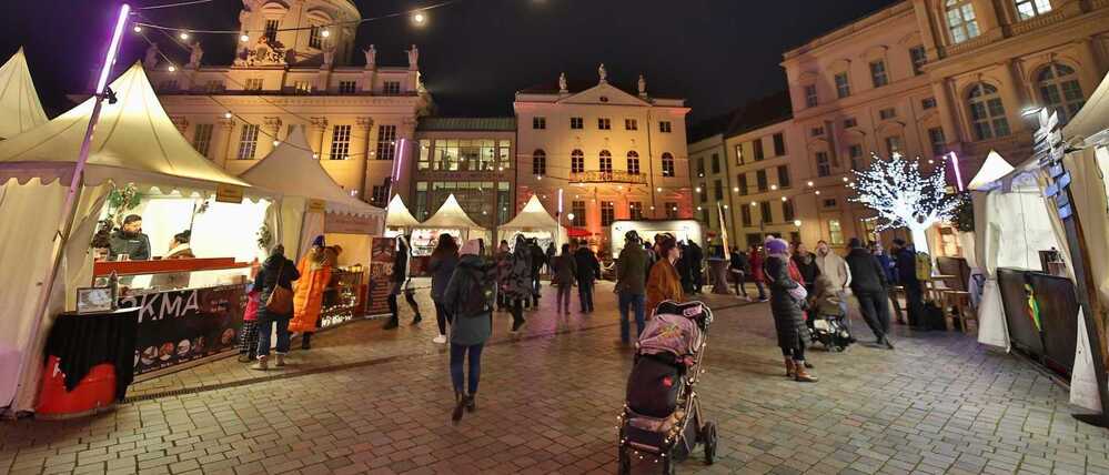 Impressionen vom Schokoladenmarkt auf dem Alten Markt in Potsdam am 5.12.2025