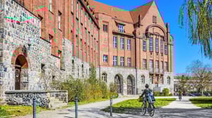 Das Primo-Levi-Gymnasium im Berliner Bezirk Pankow steht vor einem großen Umbau.