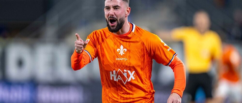 Darmstadts Marco Richter bejubelt seinen frühen Treffer zum 1:0.