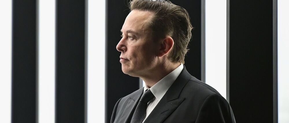 Elon Musk soll die 2018 zugesagten Aktien doch noch bekommen. (Archivbild)