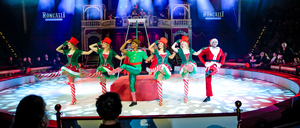 Das bewährte Roncalli Ballett macht zwischen den Zirkusnummern Stimmung.