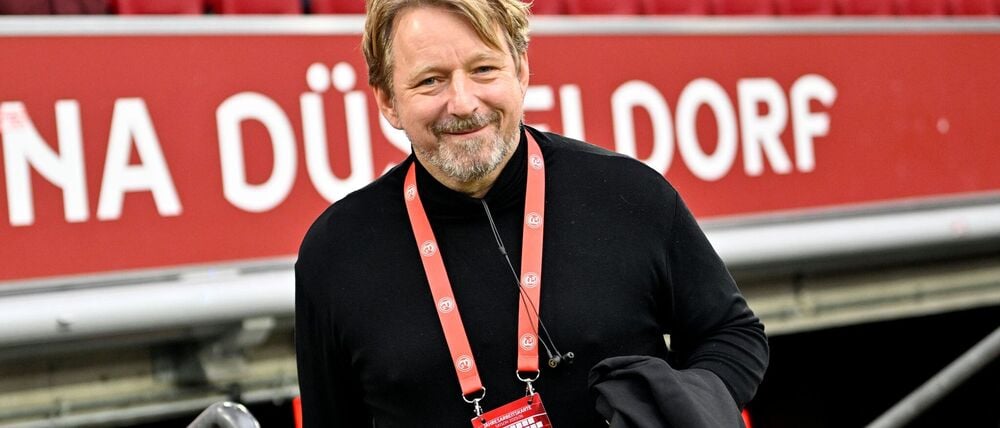 Premiere im Stadion für Fortunas neuen Sportvorstand Sven Mislintat.