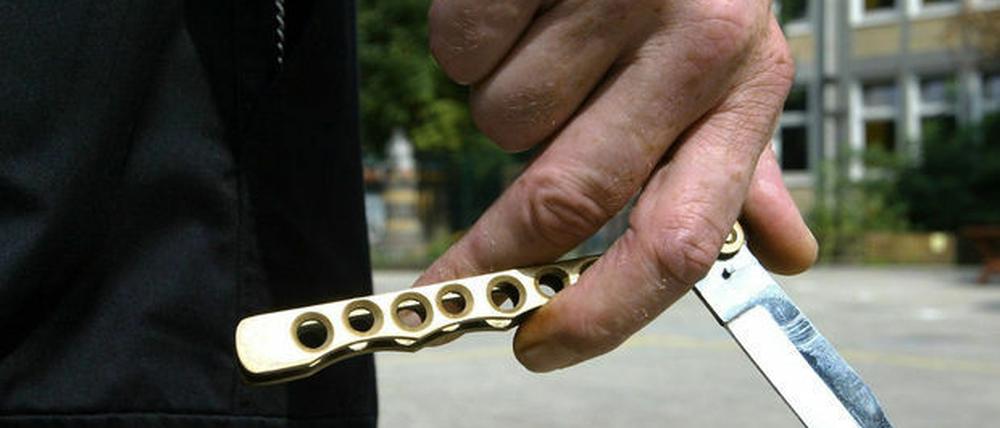 Butterflymesser_2000