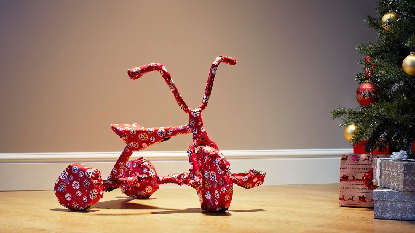 Mit-Mathe-gegen-den-M-ll-So-sparen-Sie-wissenschaftsbasiert-Geschenkpapier