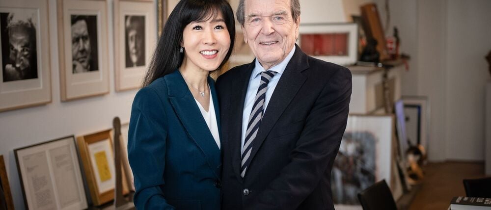 Seine Frau veröffentlichte das Weihnachtsfoto des Altkanzlers. (Archivbild)