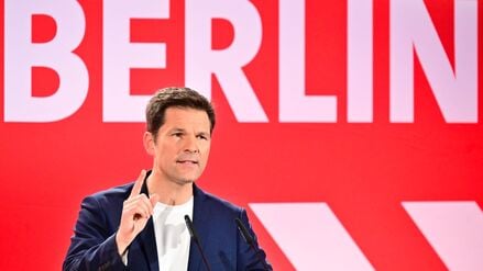 Steffen Krach findet: „Was wir Jahr für Jahr überall in der Stadt an Silvester erleben, ist einfach irre.“ (Archivbild)