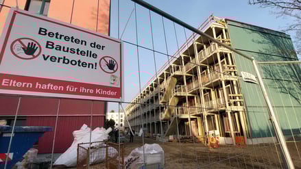 Wohnungsbau der Pro Potsdam im Patrizierweg Potsdam. Verzögerung für 35 Wohnungen wegen Wasserschaden im Sommer.