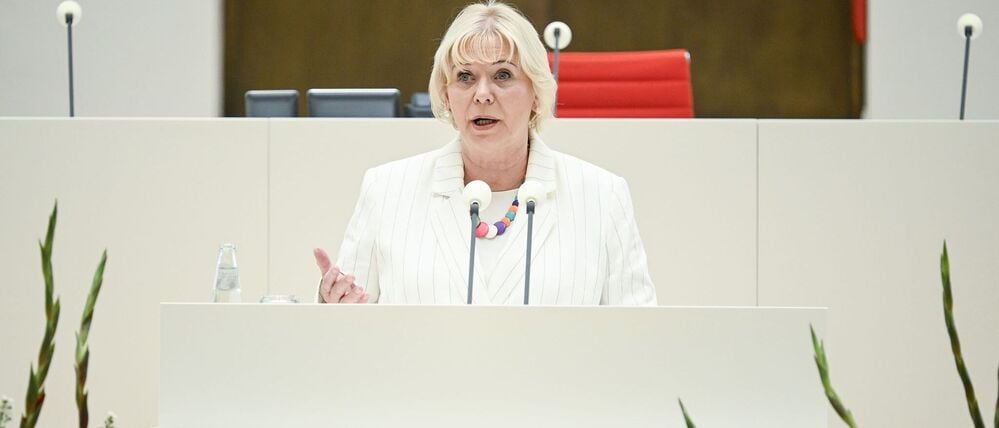 Brandenburgs Landtagspräsidentin Ulrike Liedtke fordert ein Ordnungsgeld für provokative Äußerungen im Parlament.(Archivbild)