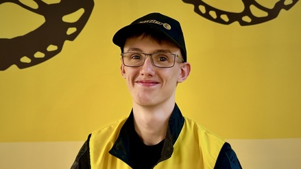Maximilian (18) ist im zweiten Lehrjahr seiner Ausbildung beim Zweirad-Center Stadler.