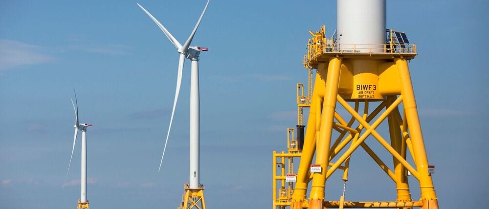 Die US-Regierung hat Leasingverträge und Bauarbeiten für fünf große Offshore-Windenergieprojekte an der Ostküste vorübergehend ausgesetzt. 