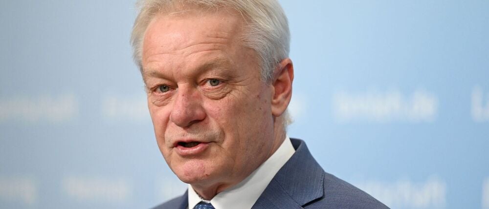 Minister Rainer: Verpflichtende Videoüberwachung für bestimmte Betriebe